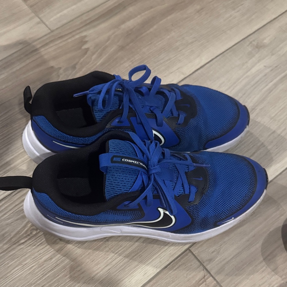 Nike Kids Blue Athletic Shoes